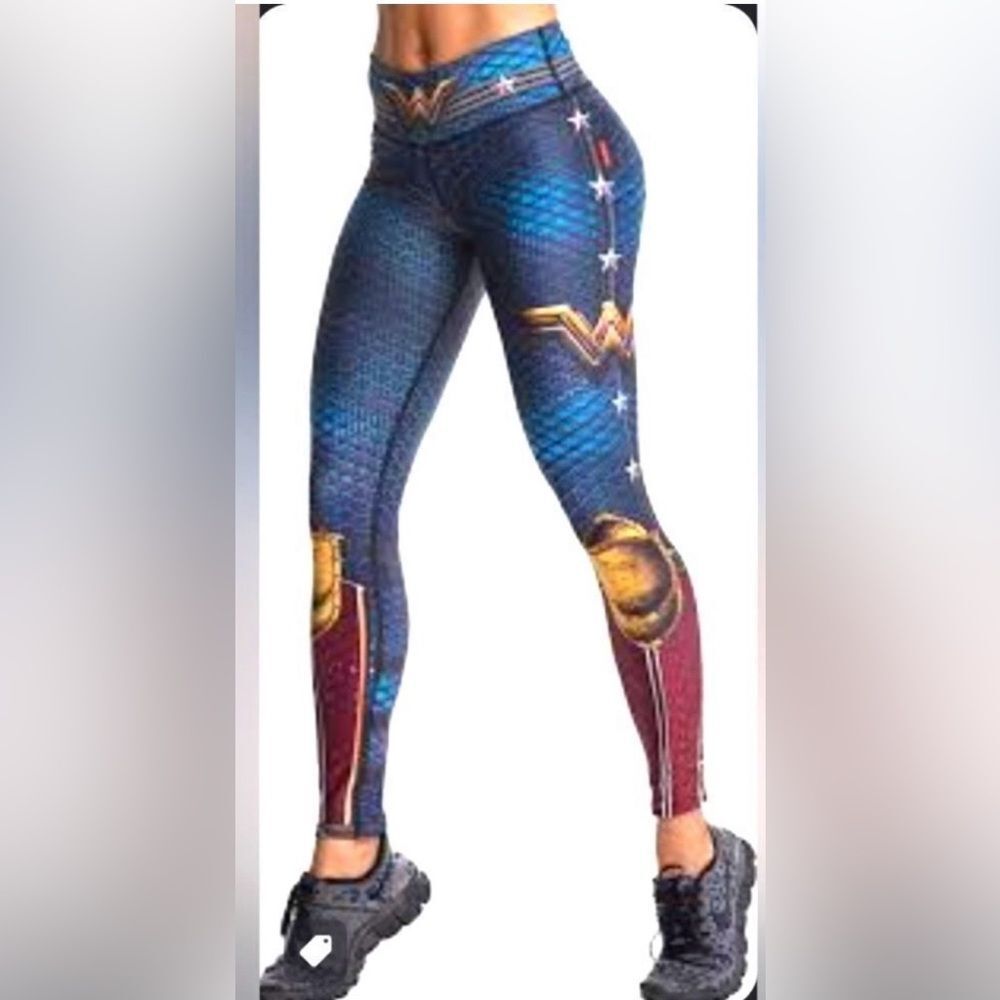 Drakon Wonder Woman Coolfit Leggings OSFA NWT